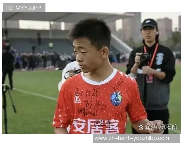 足球小将邝兆镭的成长之路与未来梦想探索
